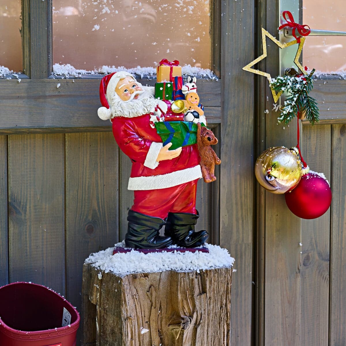 Santa Claus s darčekmi