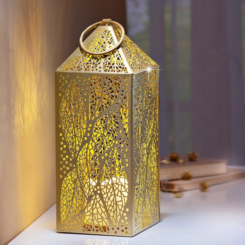 Kovový lampáš Gold s LED sviečkou 1