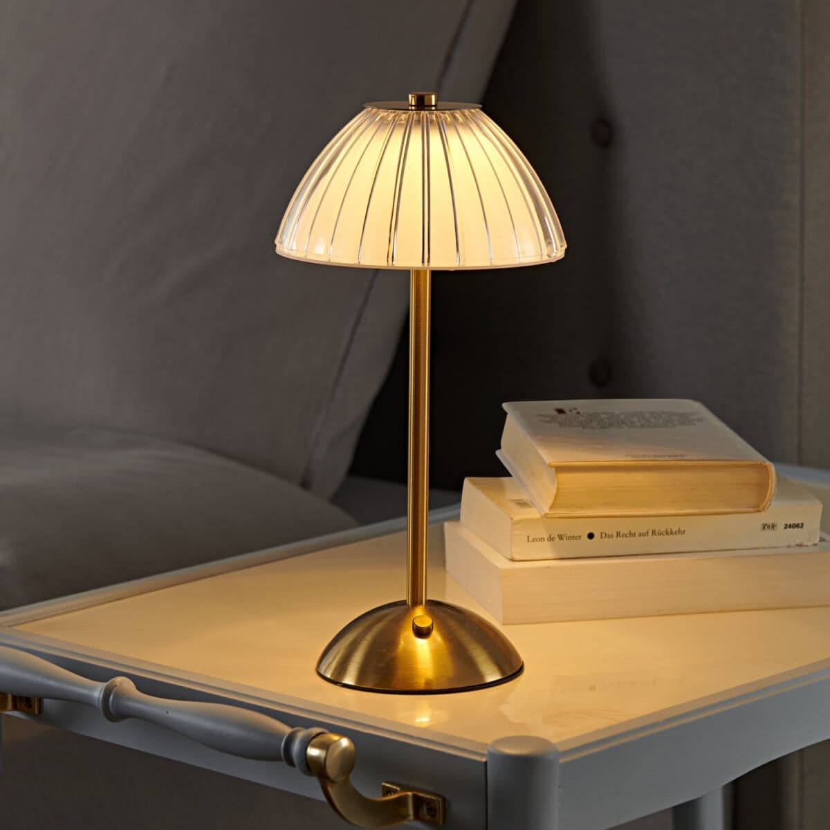 LED stolná lampa 1