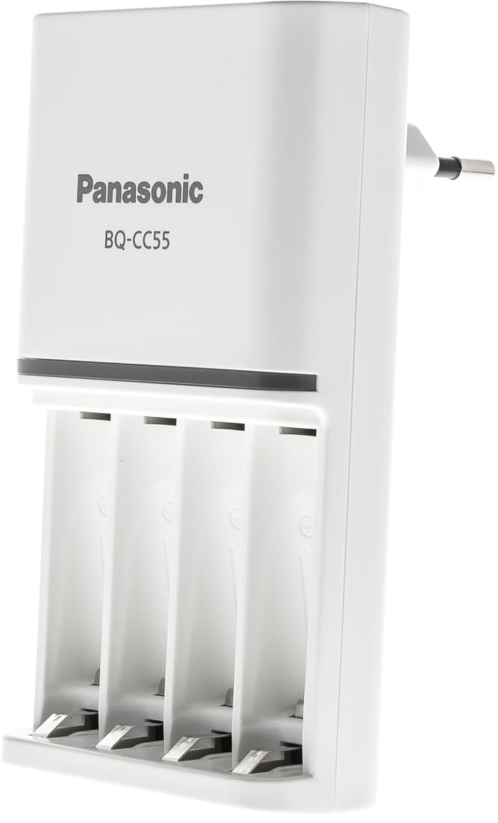 Rýchla nabíjačka PANASONIC na AA a AAA batérie