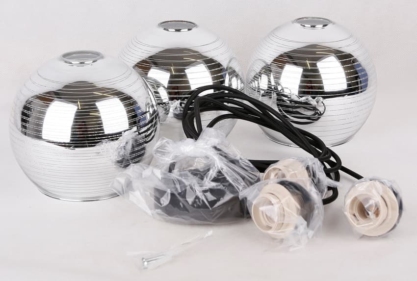 Závesná stropná lampa s 3 sklenenými tienidlami Trio
