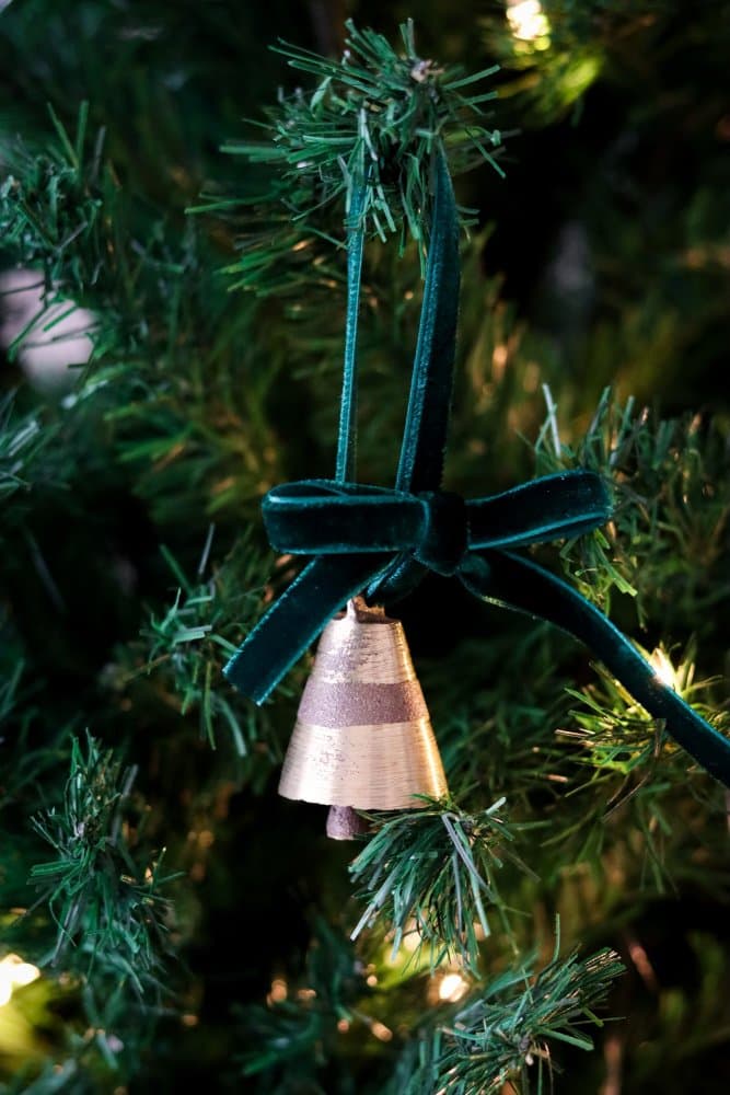 Christmas Tree Ornament BSY242 1