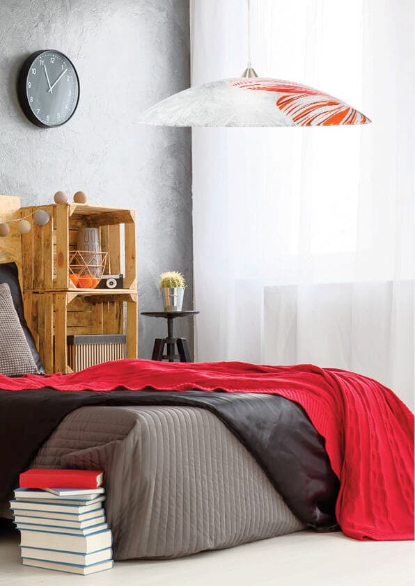 Závesná stropná lampa s pružinovým e27 červeným osvetlením 1
