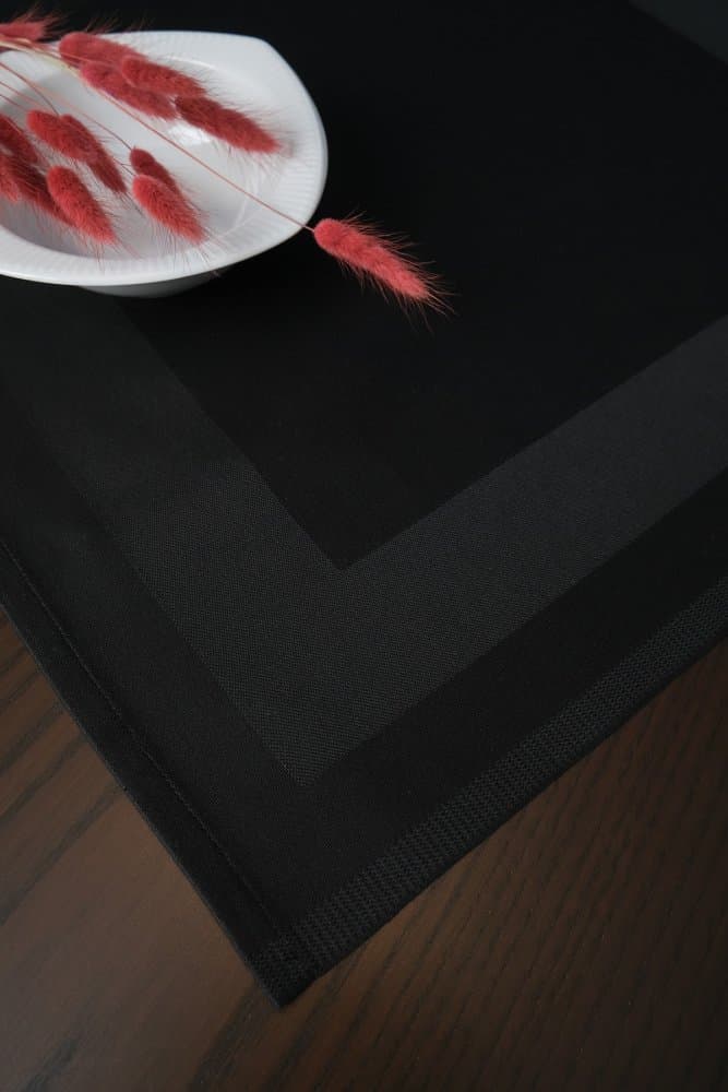 Napkin Wolzwrin - Black - 50 x 50 1