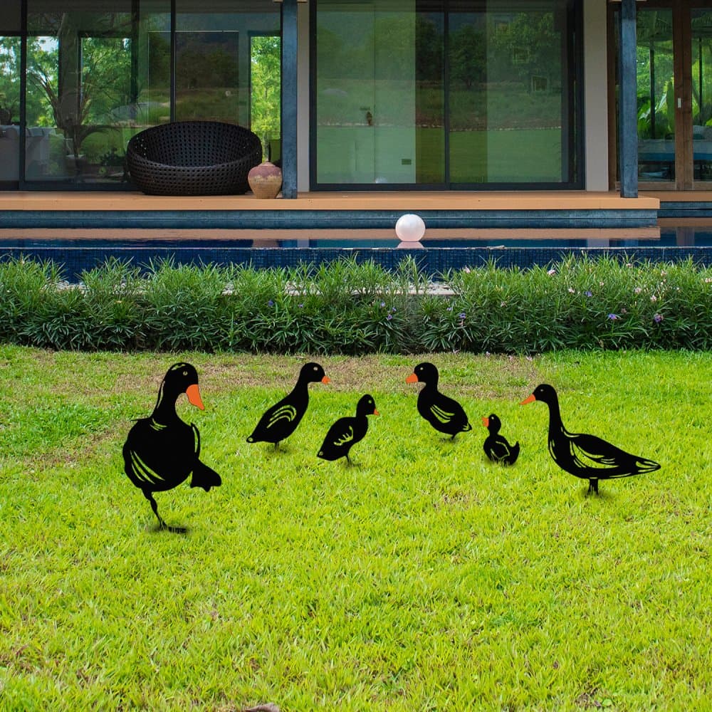 Súprava dekoratívnych kovových doplnkov do záhrady Ducks 1