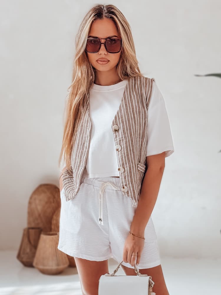 Dámske materiálové šortky HOT VIBE biele SY0444