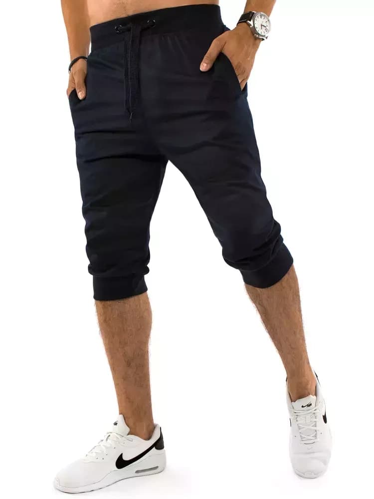 Pohodlné pánske kraťasy. 1