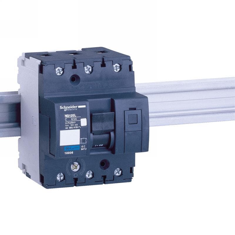 istic NG125L 3P 25A B (Schneider) 1