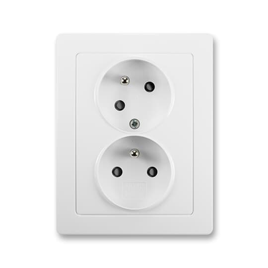 Dvojzásuvka 2P+T/16A/250V clonky (45°) (PS) IP40 biela Swing-L (ABB) 1