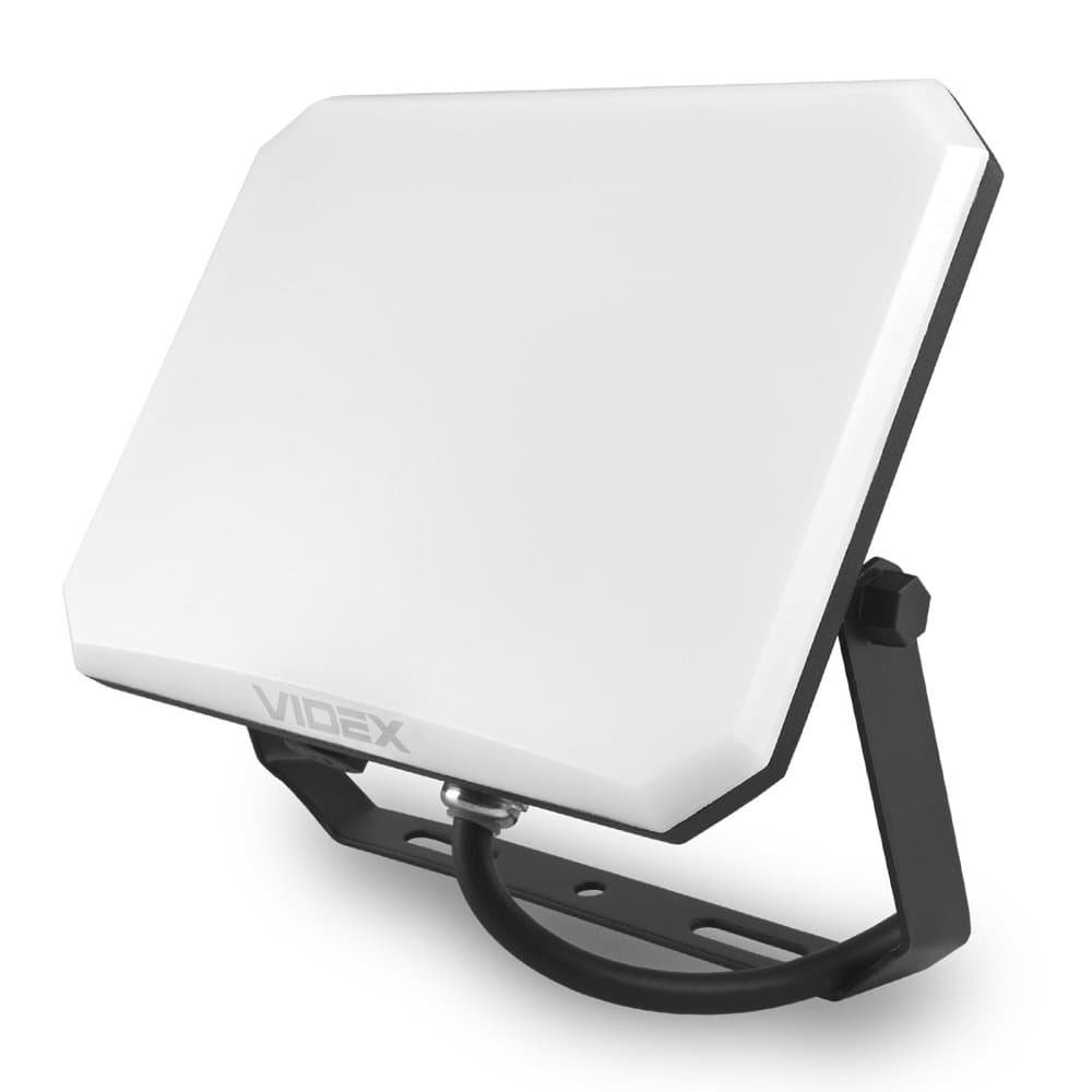 LED reflektor 50W 4750lm 5000K studená čierna s mliečnym odtieňom Videx 1