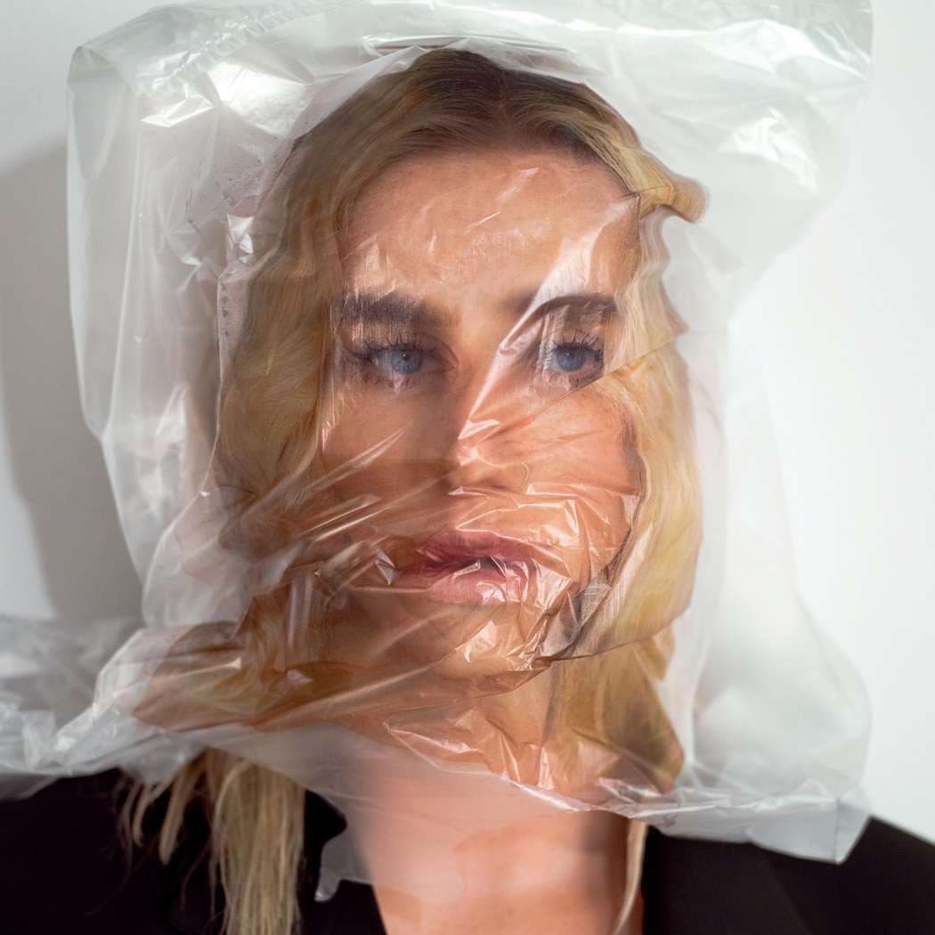 CD Kesha - Gag Order 1