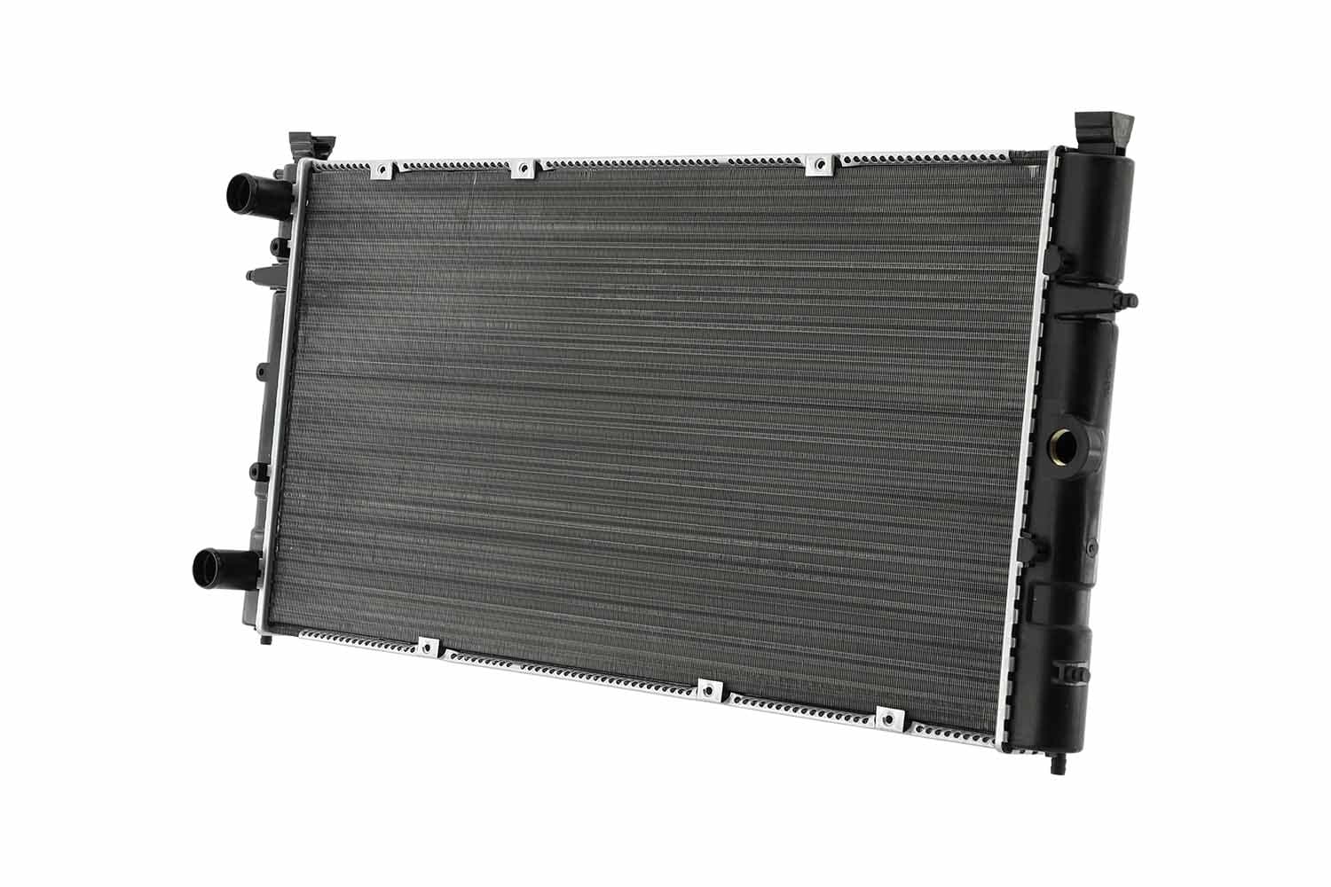 HELLA Chladič motora 8MK 366 302-011 1