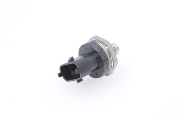 BOSCH Senzor tlaku paliva 0261545033 1