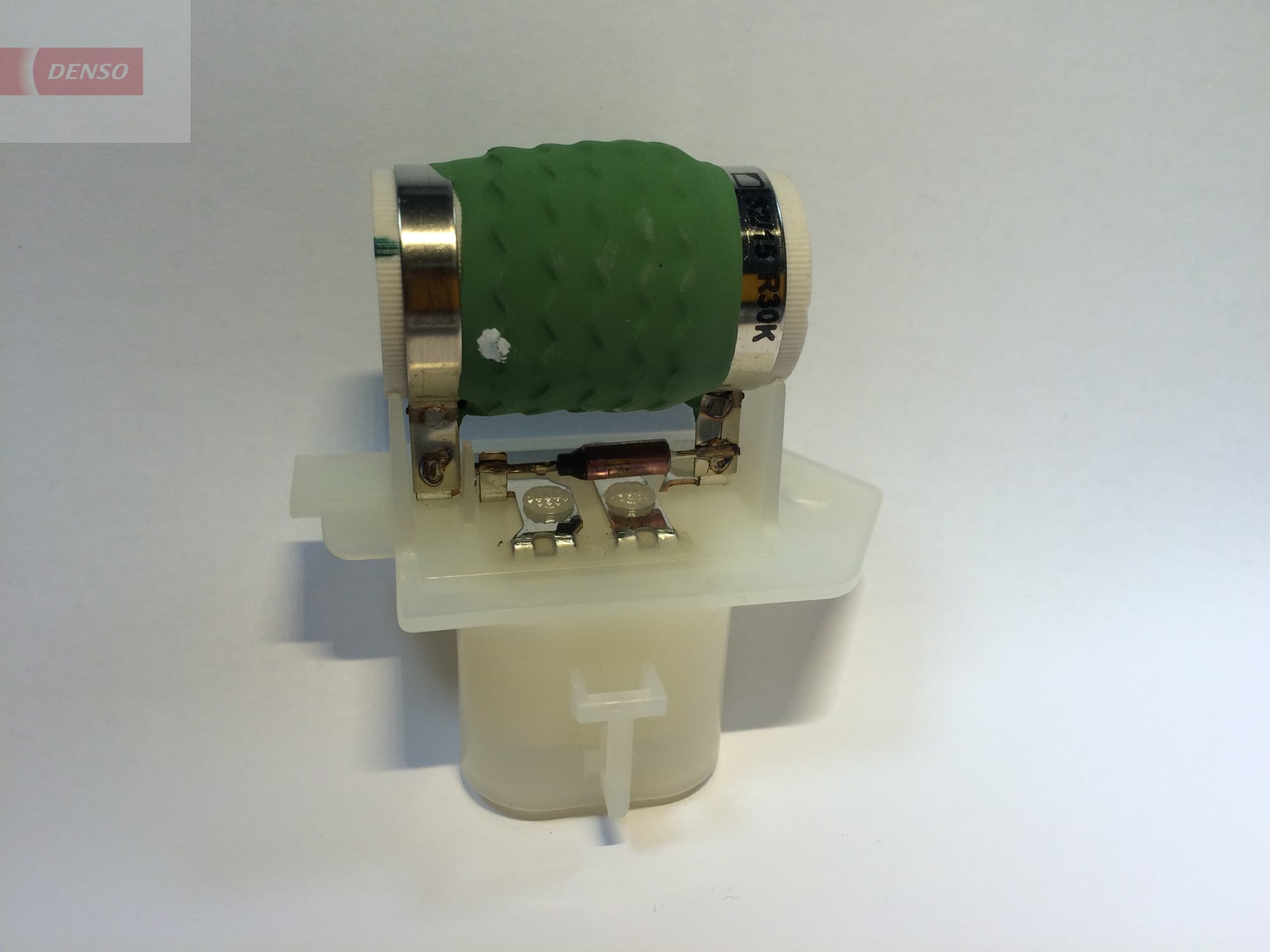 DENSO Predradný odpor elektromotora ventilátoru DRS09018 1