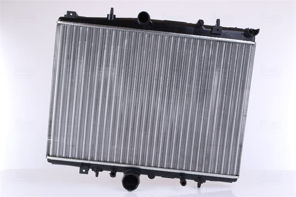 NISSENS Chladič motora 63703 1