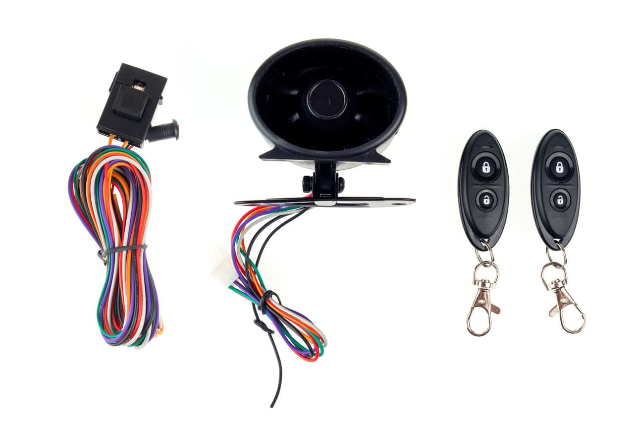 Autoalarm s diaľkovými ovládačmi 1