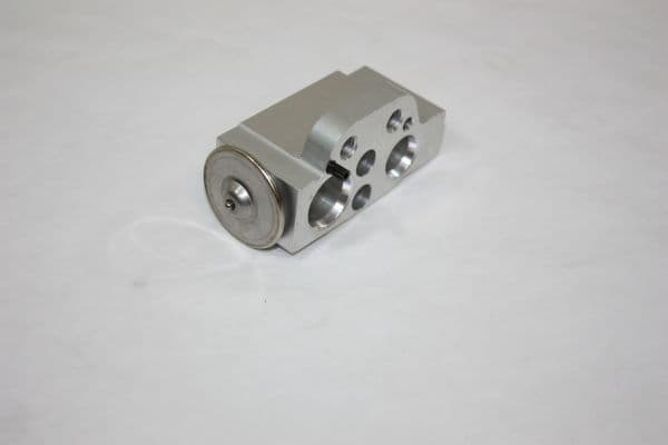 AUTOMEGA Expanzný ventil klimatizácie 160063810 1