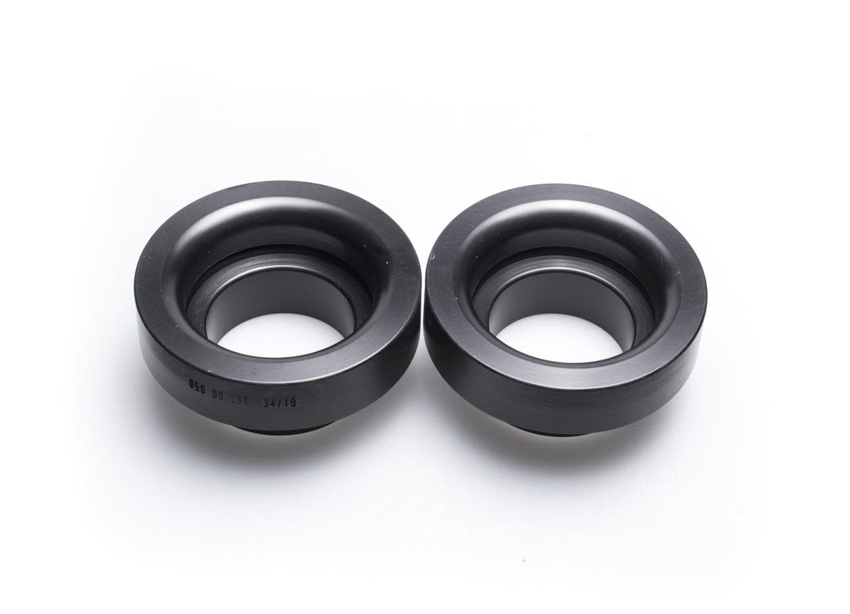 ST Suspensions podložky na zvýšenie zadnej nápravy +20 mm – Peugeot 307 Sw, Citroën C4 I, Peugeot 307 CC – 68530106 1