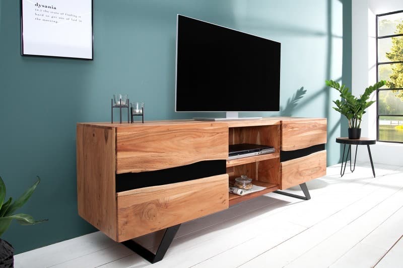 Estila Dizajnový masívny TV stolík Amazonas 160cm 1