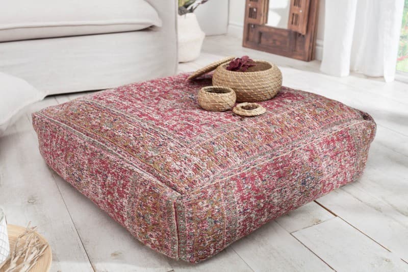 Estila Orientálny štvorcový vankúš Loudaya v červenej farbe 70cm 1