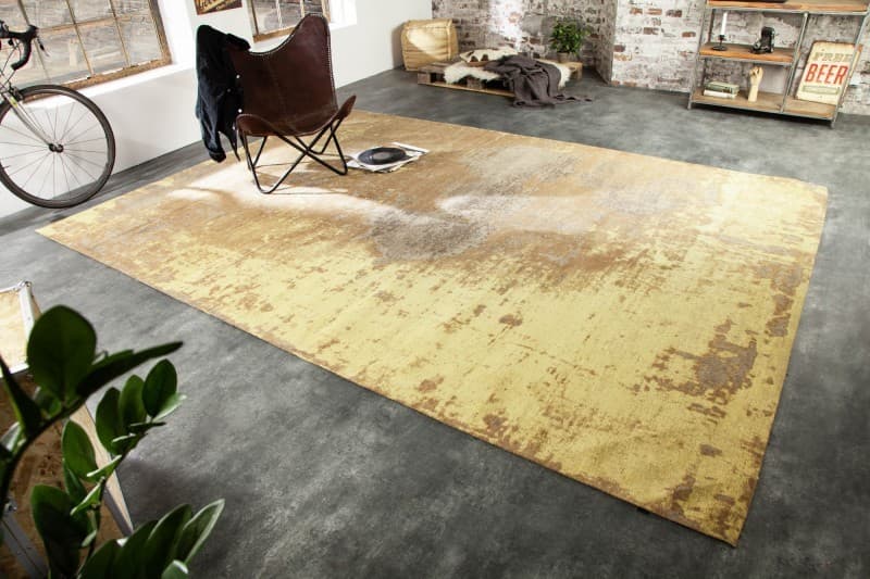 Estila Orientálny vkusný koberec Adassil žltej farby s industriálnym nádychom 350cm