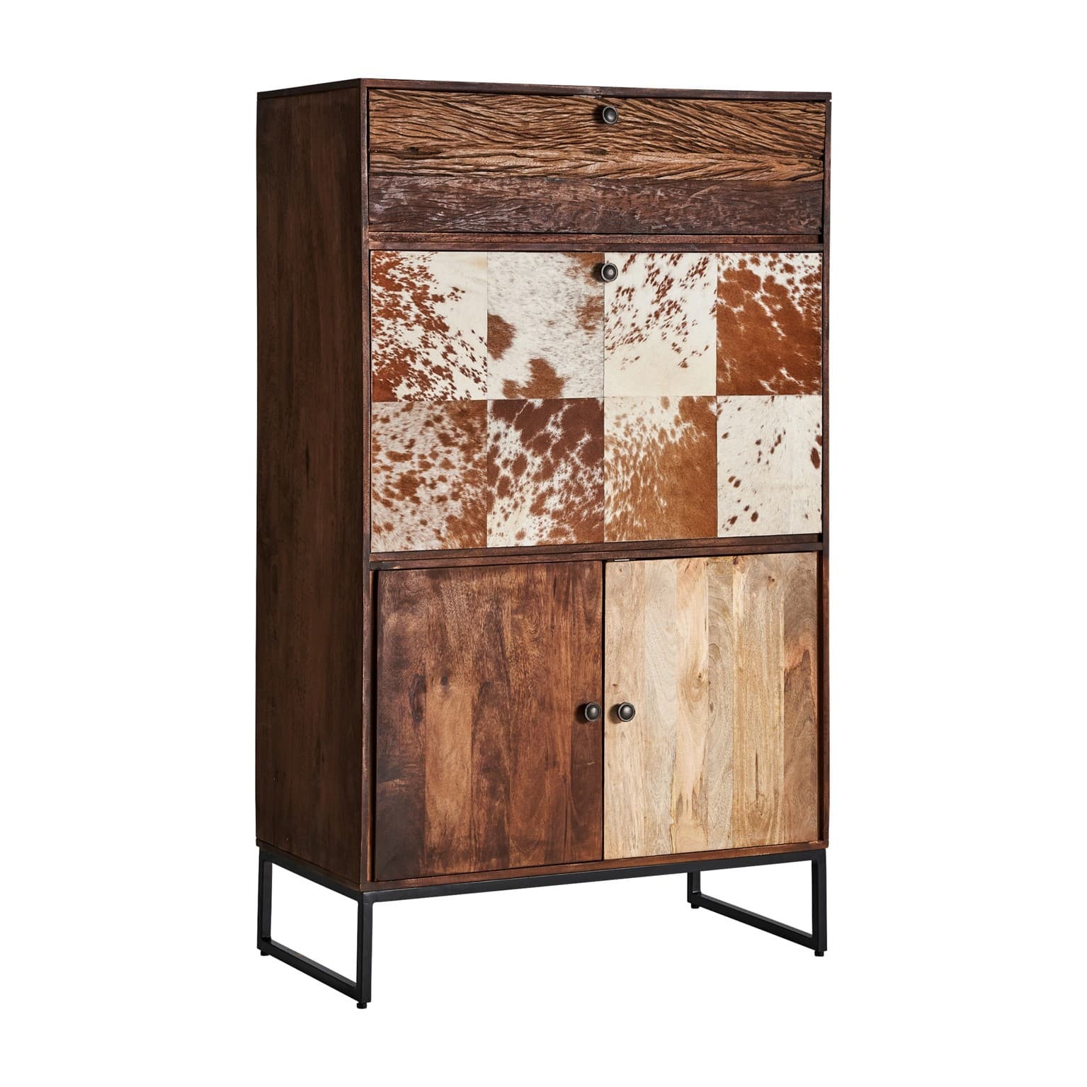 Estila Vidiecka retro barová skriňa Texas z masívneho dreva v prírodnom hnedom prevedení s dvierkami a zásuvkou 152cm 1
