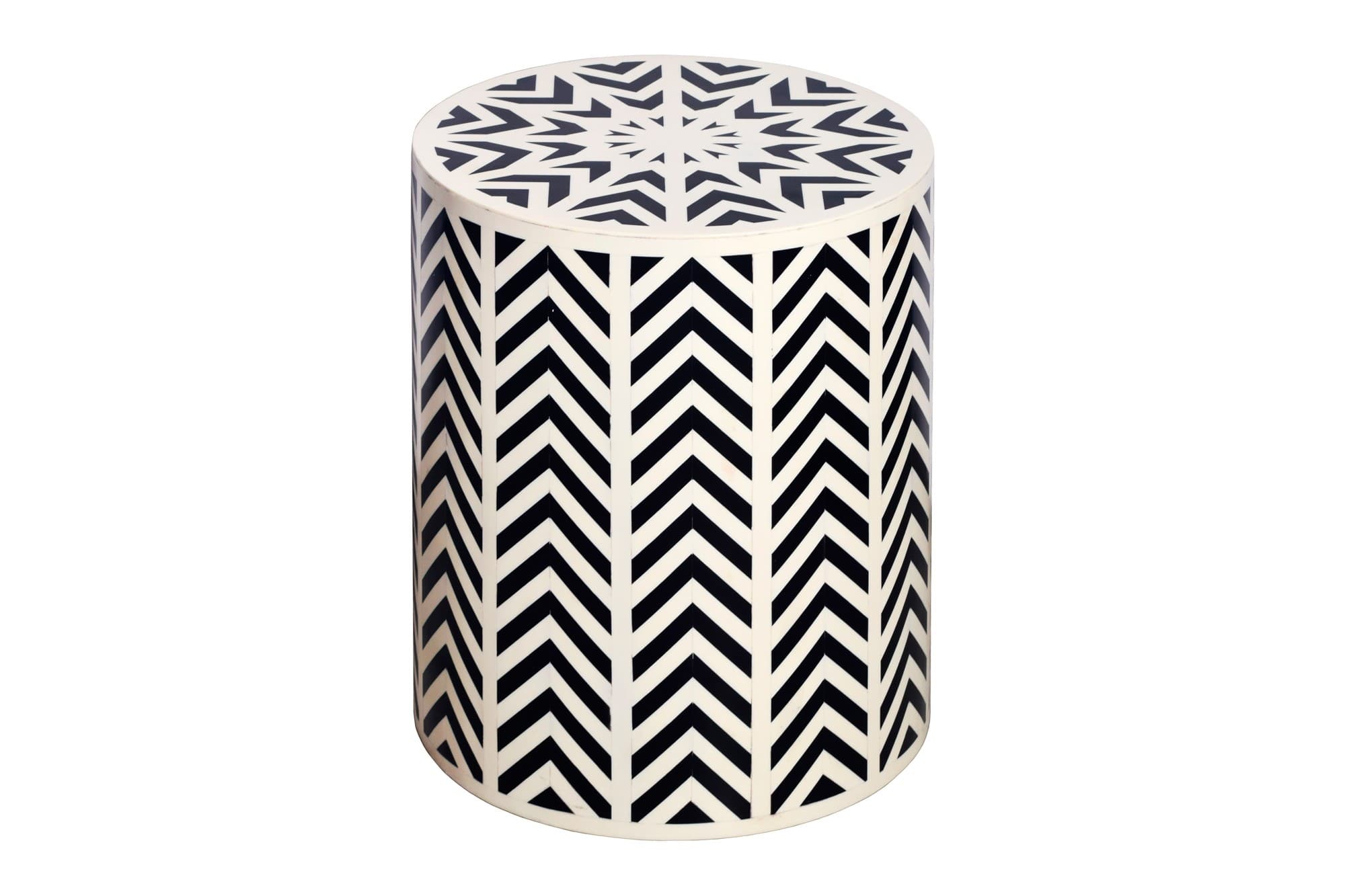 Estila Dizajnový okrúhly bielo čierny príručný stolík Bone Inlay s geometrickým vzorovaním s intarziou z kosti 46 cm 1
