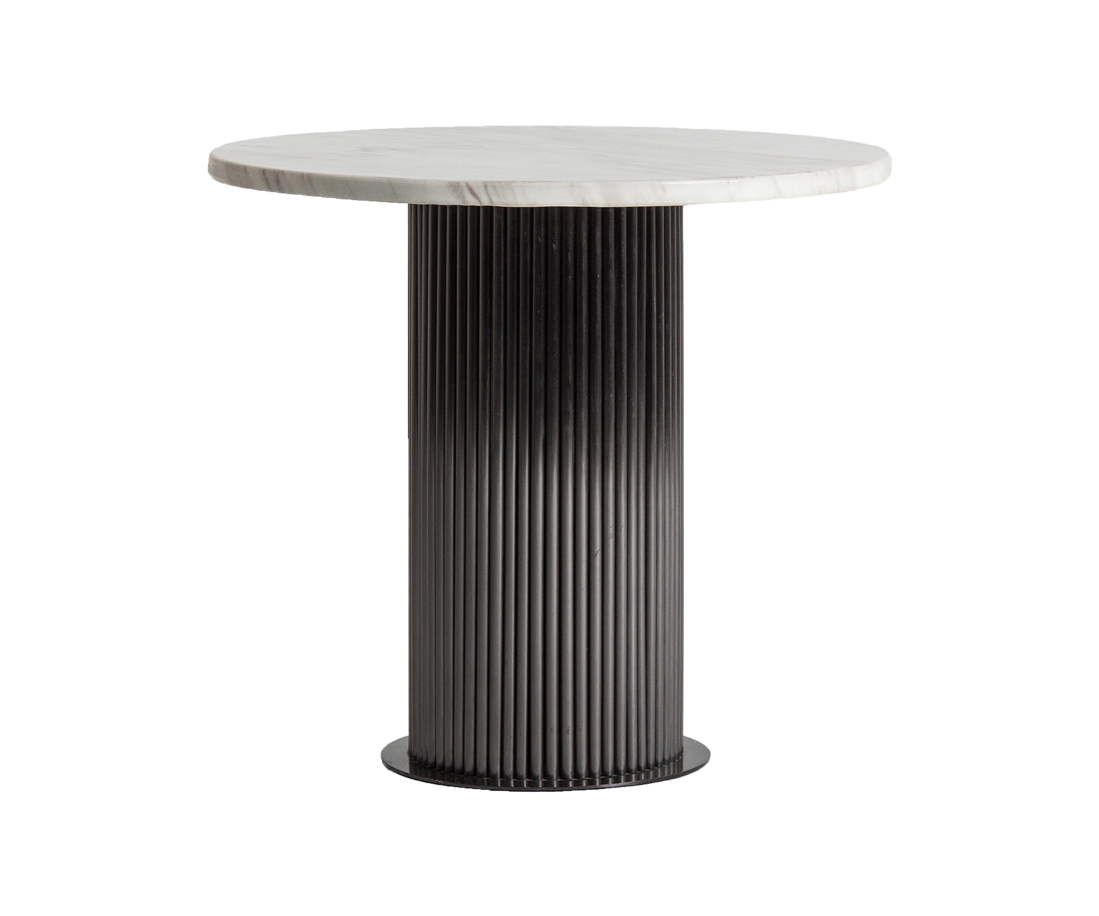 Estila Luxusný art deco mramorový okrúhly príručný stolík Lensy so sivou kovovou drážkovanou nohou a bielou vrchnou doskou 50 cm