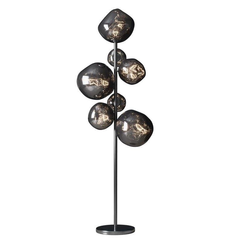 Estila Glamour čierna stojaca lampa Kalan so siedmimi sklenenými tienidlami v tvare kvapiek a okrúhlou kovovou podstavou 168 cm 1