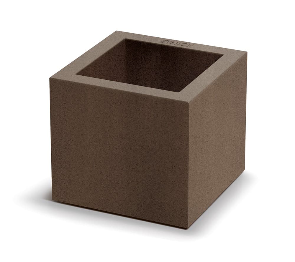 Plastový kvetináč CUBLASO SQUARE hnedý 1