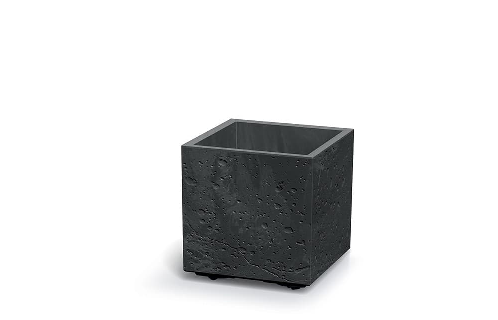 Plastový kvetináč SIERRAS štvorcový betónový efekt čierny 1