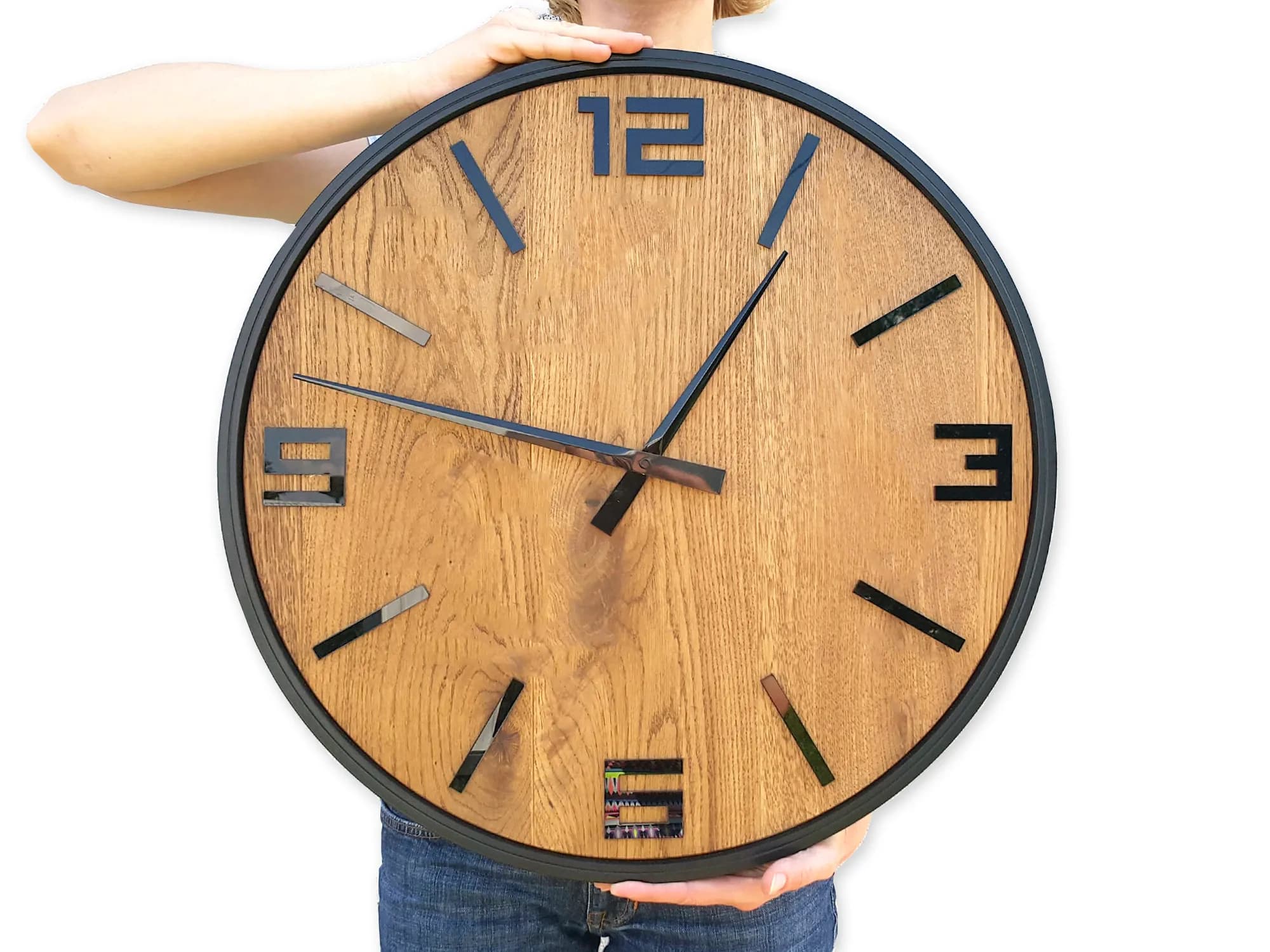 Drevené nástenné hodiny Arabik 50 cm dub prírodný/čierny 1