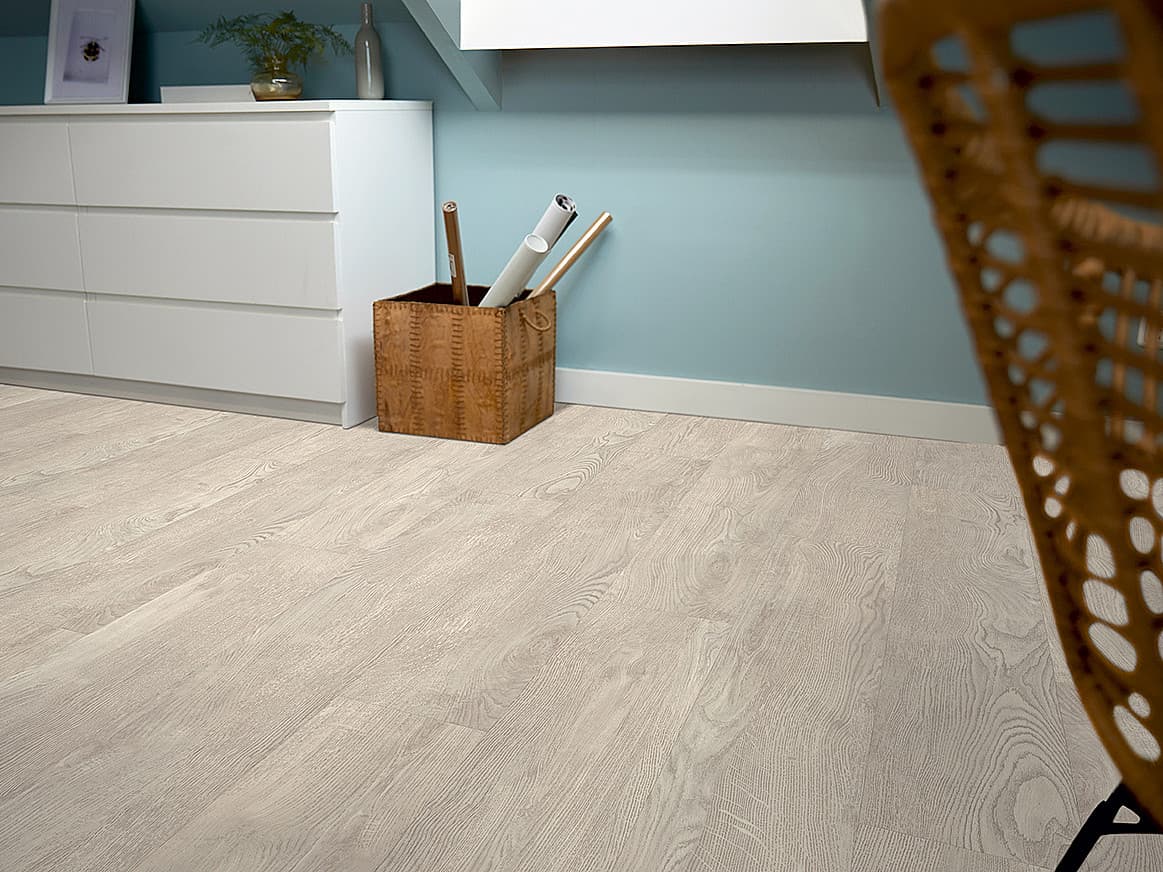 mFLOR Authentic oak Chinkapin 56283 1