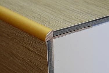 Schodový profil pre krytiny do 5 mm (skrutkovací) Inox E71 1