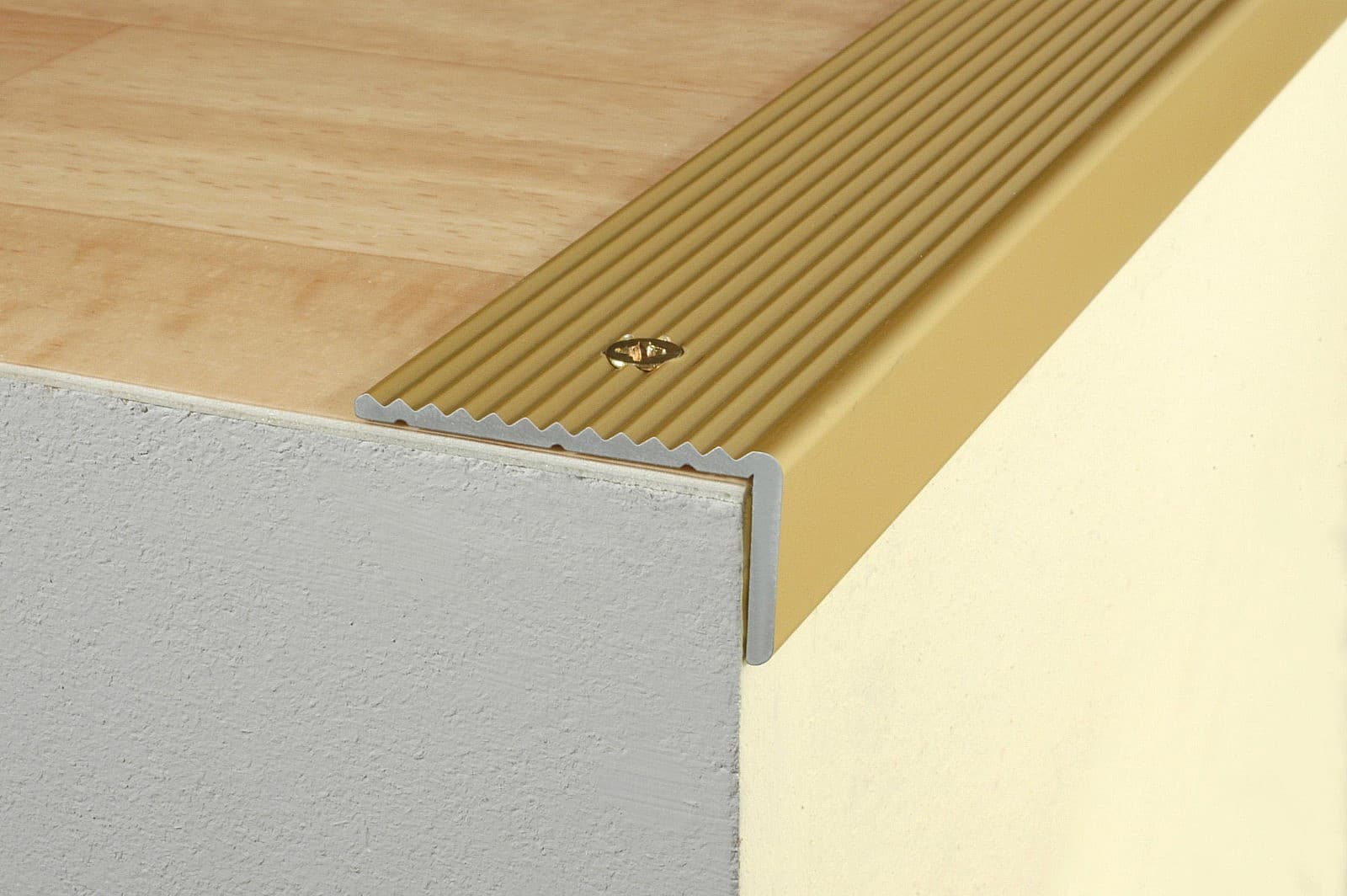 Schodový profil 40 x 20 mm (skrutkovací) Bronz E03