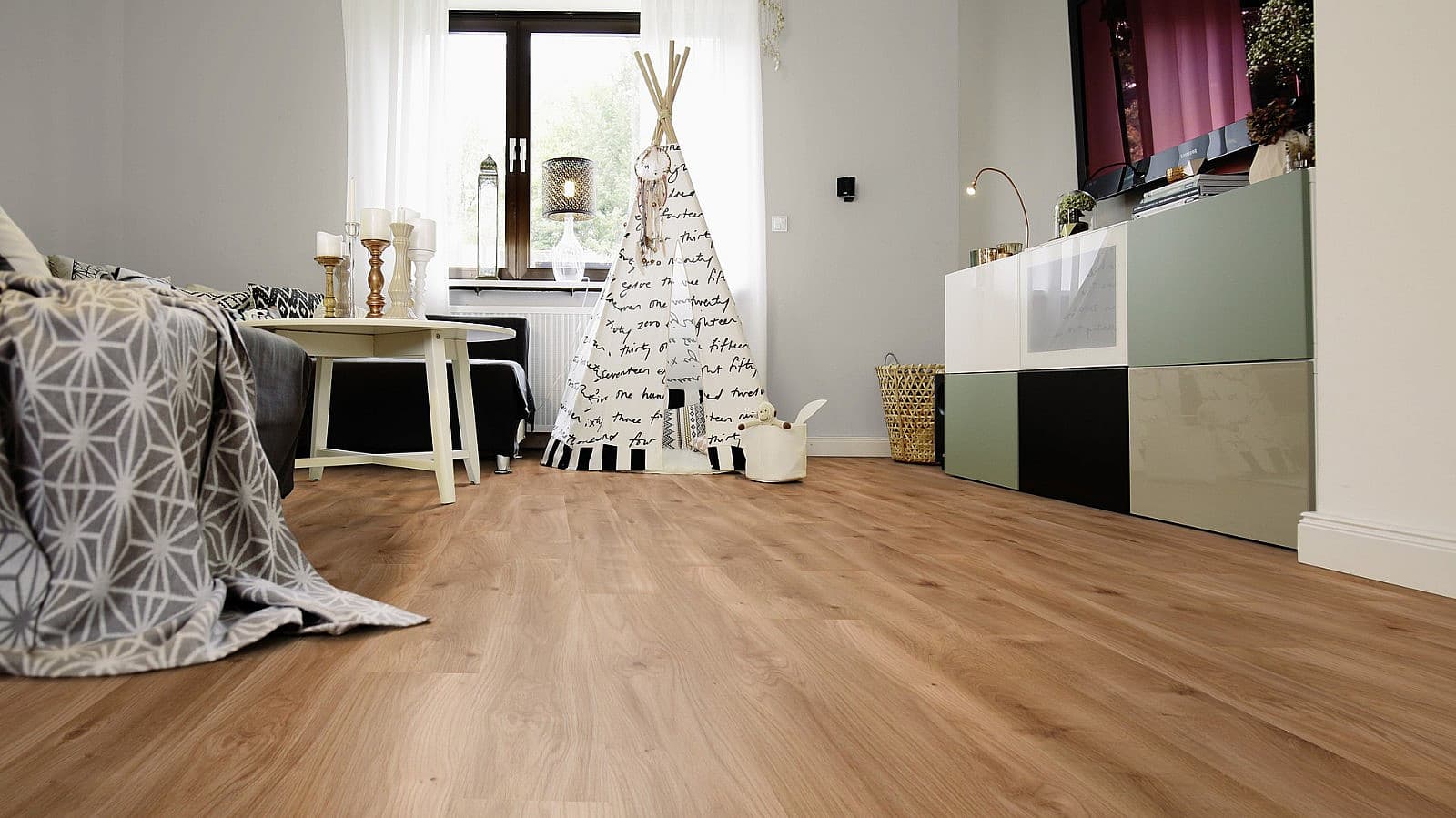 WINEO 1000 wood L basic Intensive oak caramel PL300R 1