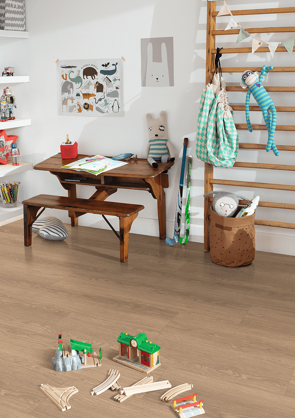 EGGER E-motion aqua 32 Dub baronia hnedý EL2134 1