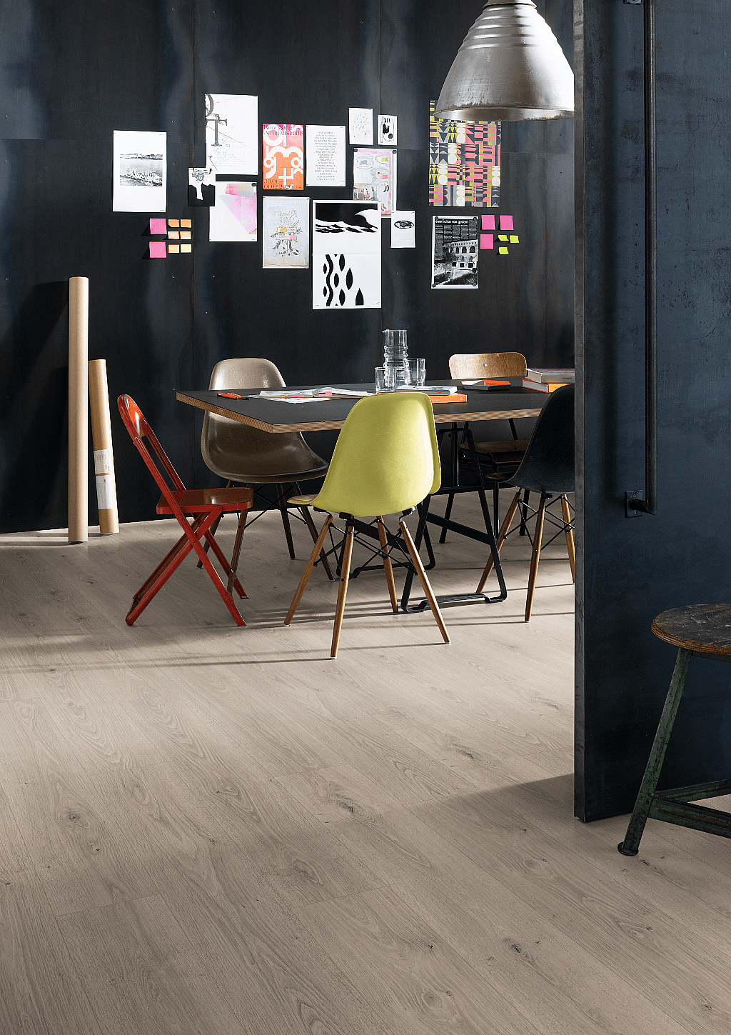 EGGER E-motion aqua plus Dub treviso sivý EL2184 1