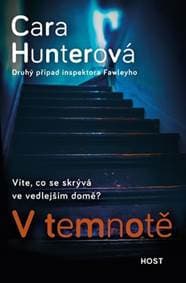 V temnotě - Hunterová Cara 1