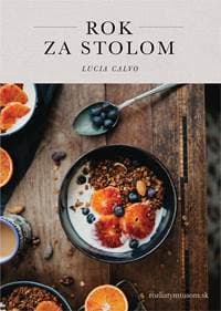 Rok za stolom - Lucia Calvo 1