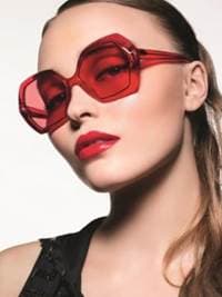 Chanel. The Allure of Makeup - Natasha A Fraser, Thames & Hudson Ltd 1