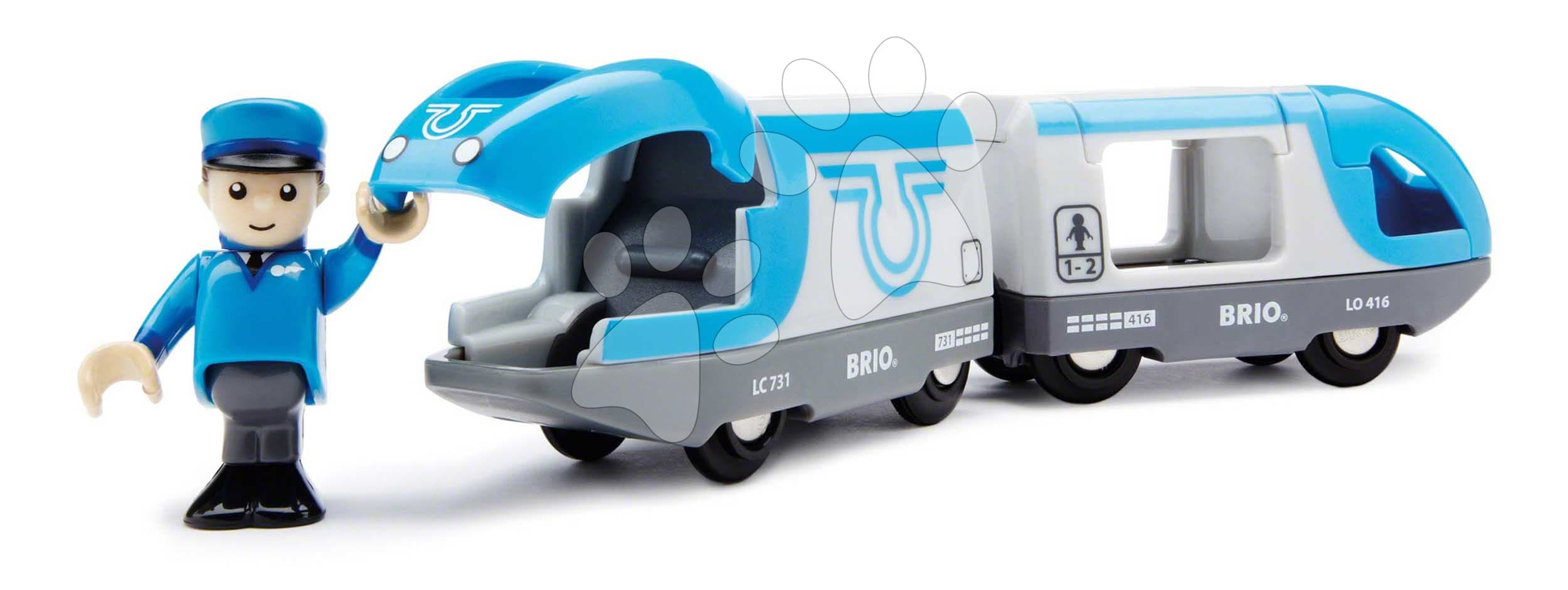 Vláčik elektronický Travel BatteryTrain BRIO s figúrkou a pohybom vpred a vzad 1