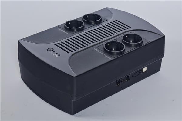 EUROCASE UPS EA200PLUS 650VA-EVO line interactive 1