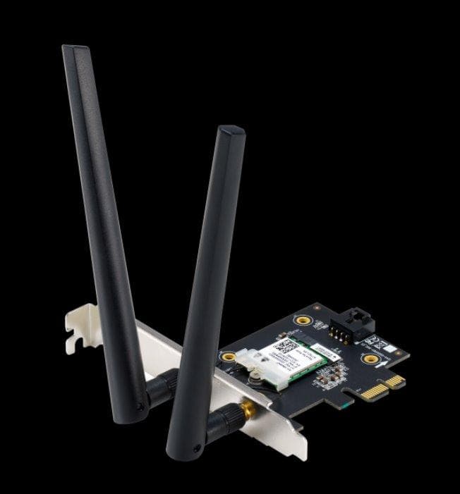 ASUS PCE-AXE5400, WiFi 6E PCI-E adaptér s 2 externými anténami. Podpora pásma 6 GHz, 160 MHz, Bluetooth 5.2 1