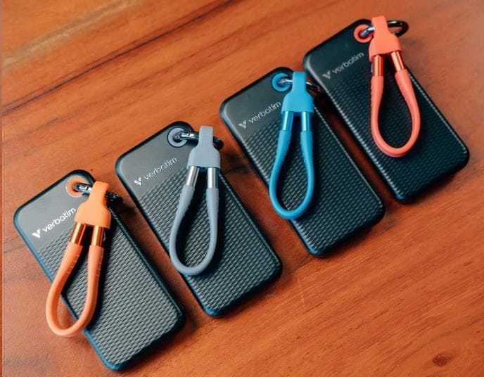 VERBATIM externý SSD 1TB Pocket USB3.2 Gen 2, čierna/modrá 1