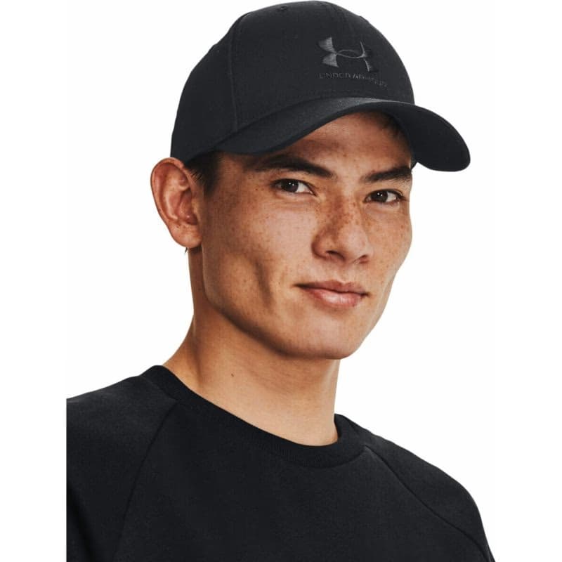 Pánska šiltovka UNDER ARMOUR M ESSENTIAL LOW LOCKUP ADJ-BLK 2