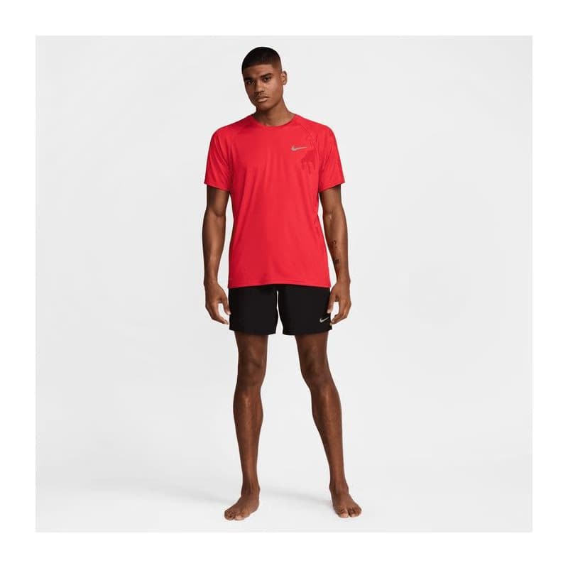 Pánske tréningové tričko s krátkym rukávom NIKE SWIM ESSENTIAL UNIVERSITY RED-UNIVERSITY RED 4