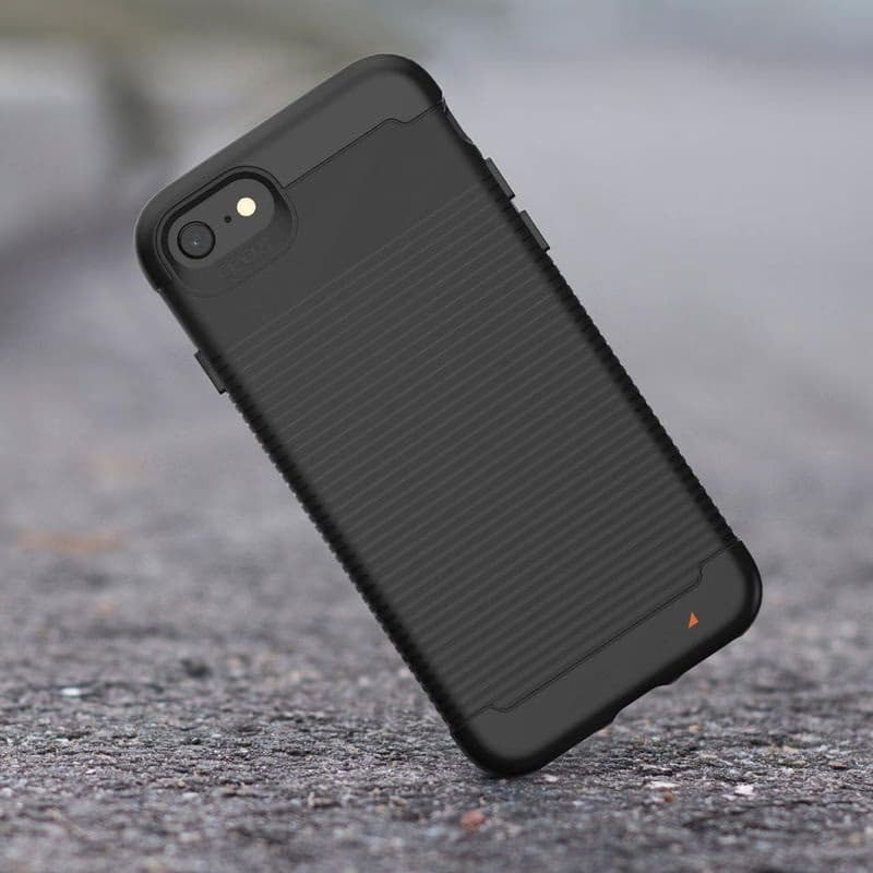 ZAGG GEAR4 Milan Snap kryt iPhone 14 čierny 2