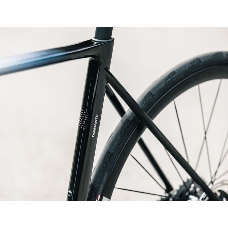 Cestný bicykel BASSO Diamante disc, fade opal white, Shimano Ultegra Di2, Microtech RE38 4