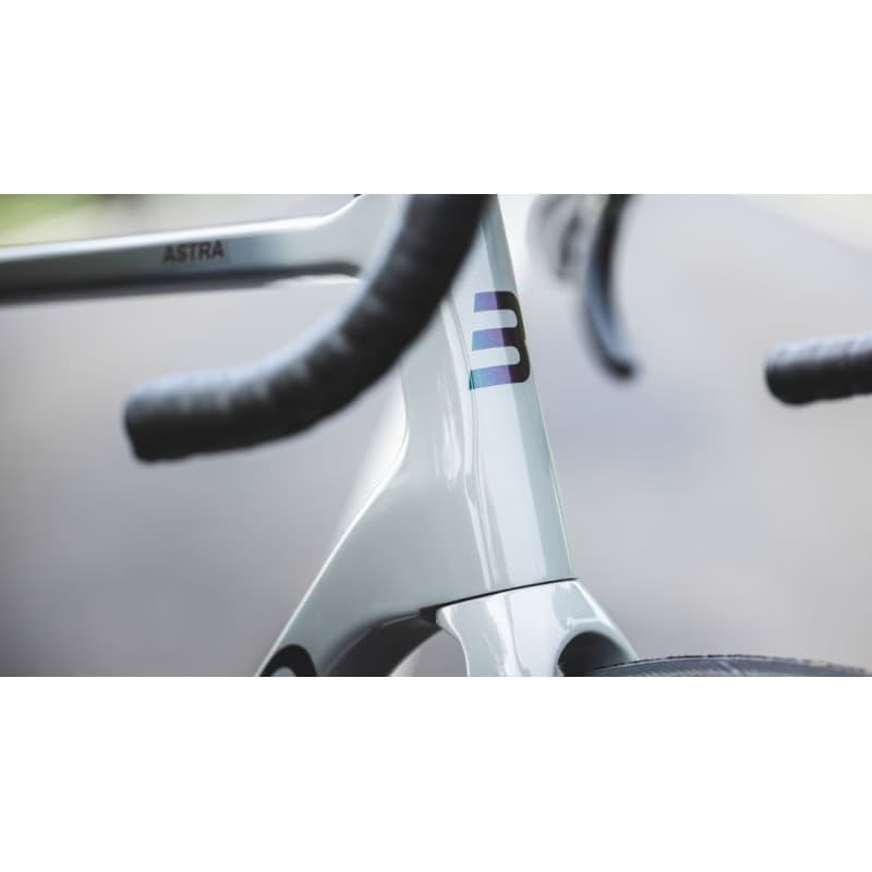 Cestný bicykel BASSO Astra disc, Shimano 105 Di2, Microtech MrLite, gray asphalt 3